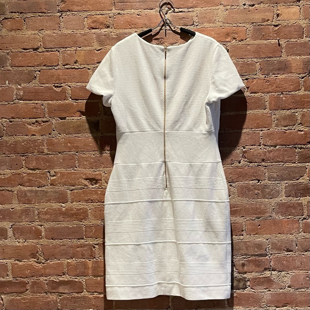 BOSS Hugo Boss White Textured Bandage Dress Short Sleeve Size US 10 - Picture 3 of 9